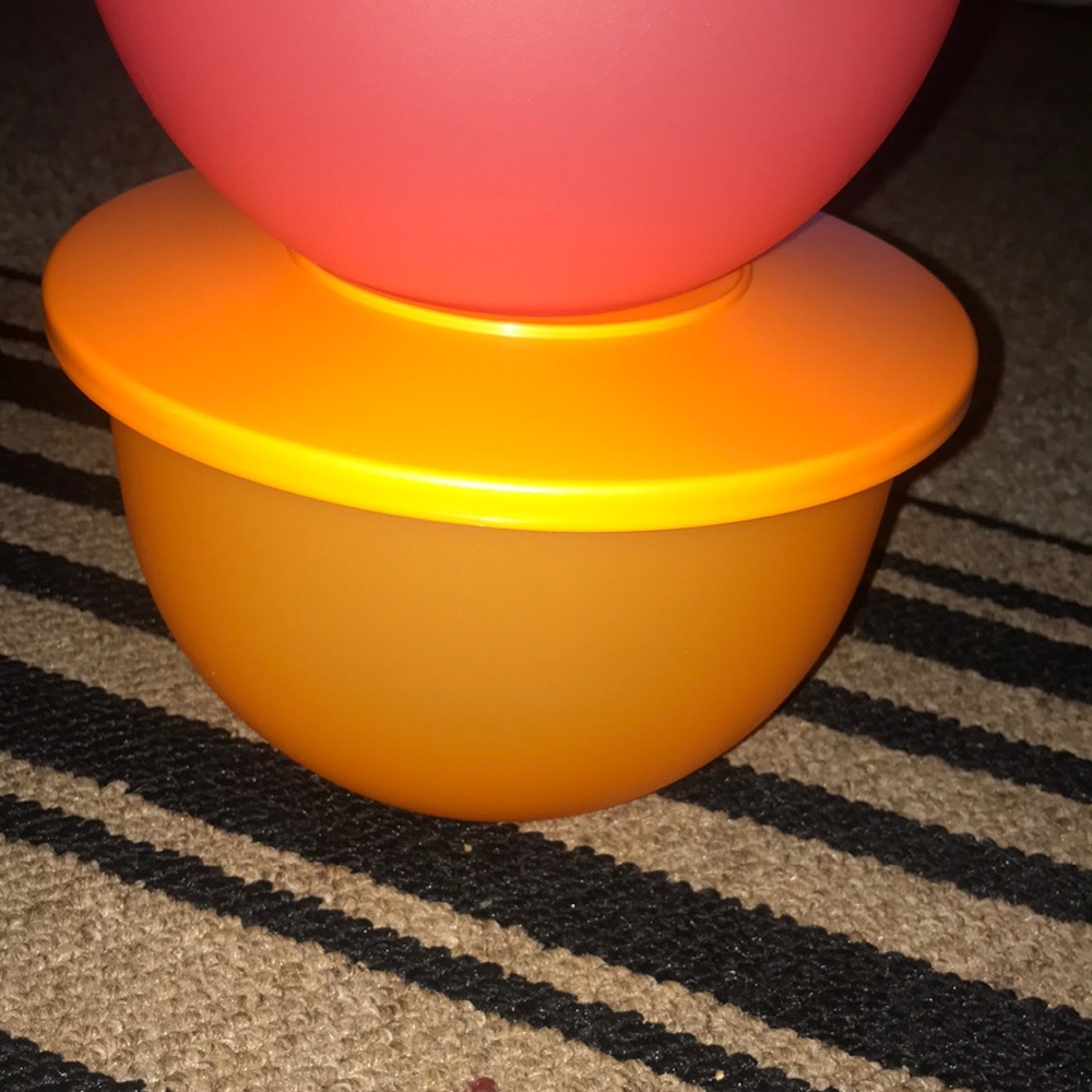 Tupperware 🧡💖💜 - Picture 2 of 7